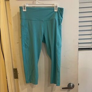 Athleta Ultimate Stash II Capri in Teal